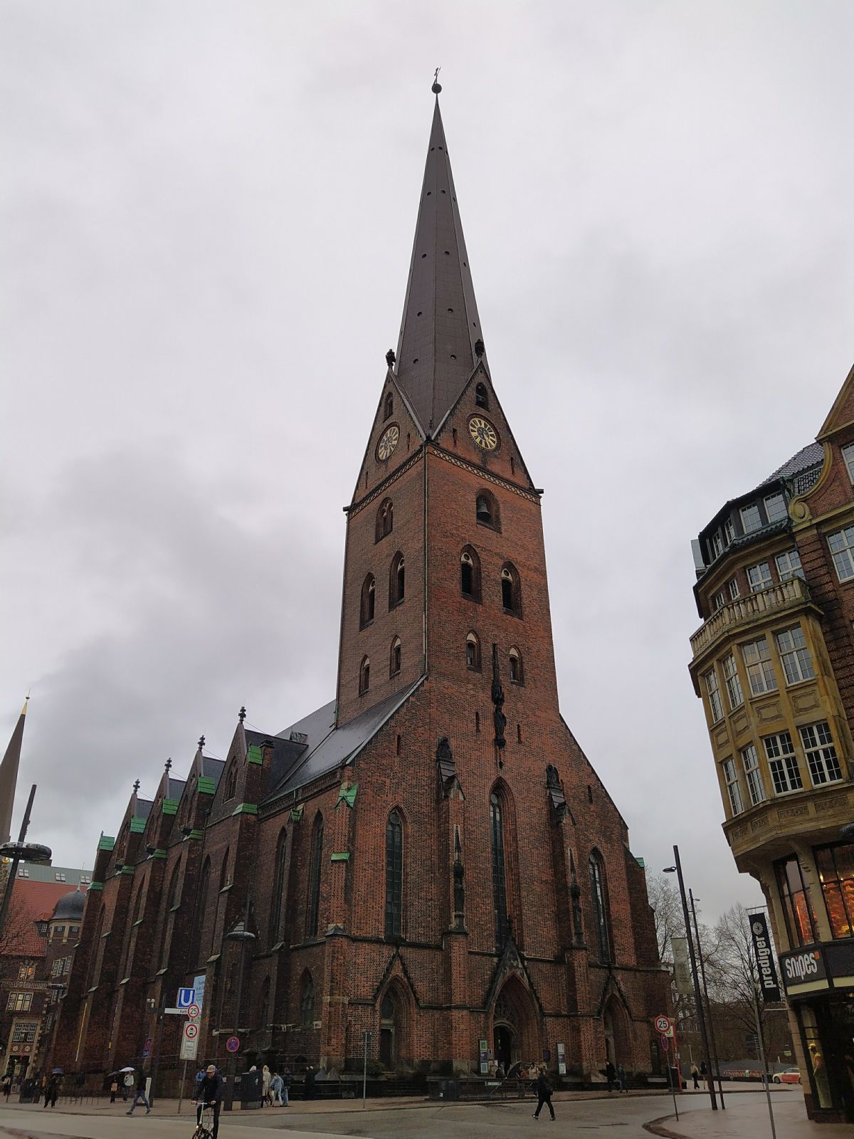 22-Hamburg-Turm  St. Petri-13.03.2026-544 Stufen